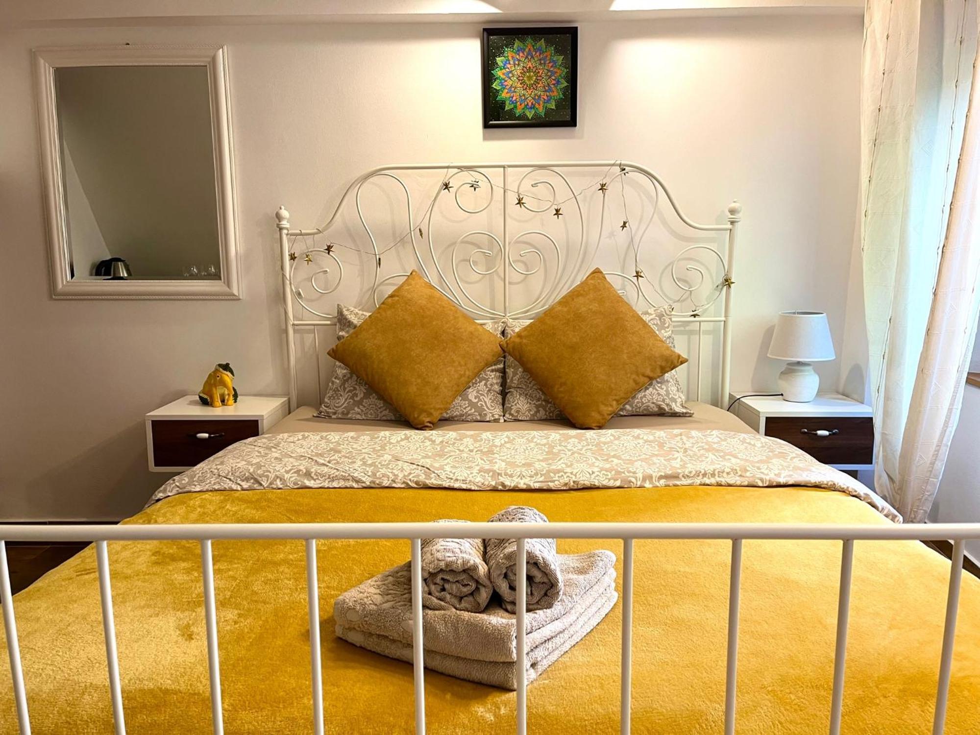 Healthystudio512 Apartments Котор Екстериор снимка