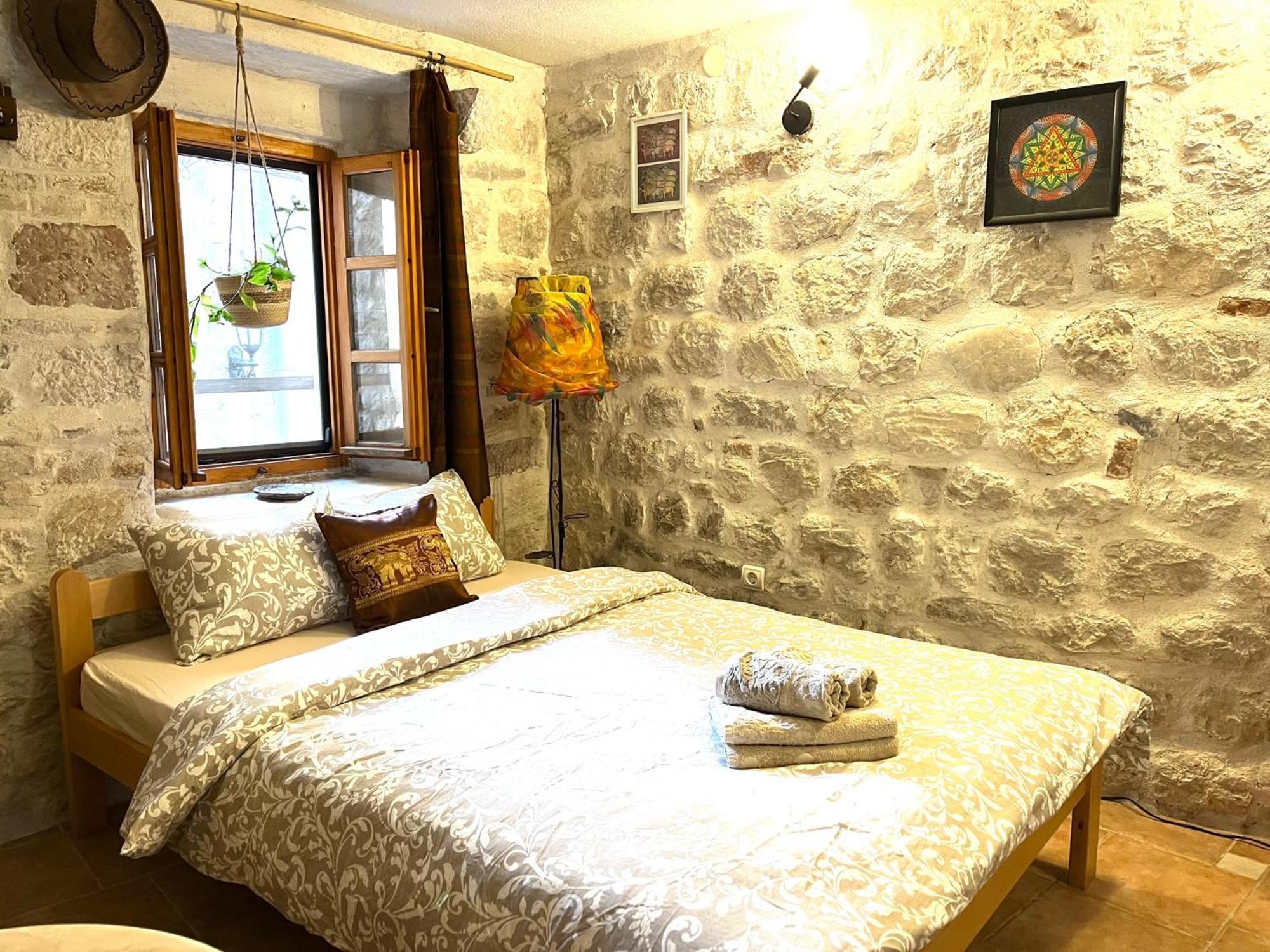 Healthystudio512 Apartments Котор Екстериор снимка